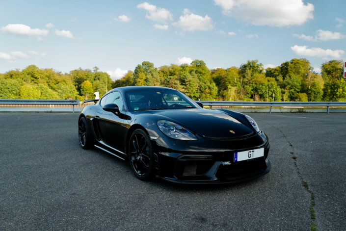 2020 Porsche Cayman 718 GT4 – 3