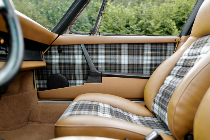 1976 911S Targa Saharabeige – 43